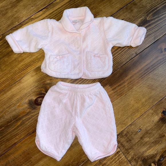 GAP Other - Darling Gap Baby Quilted Velour Outfit Set Pink Newborn Easter Like New Vintage